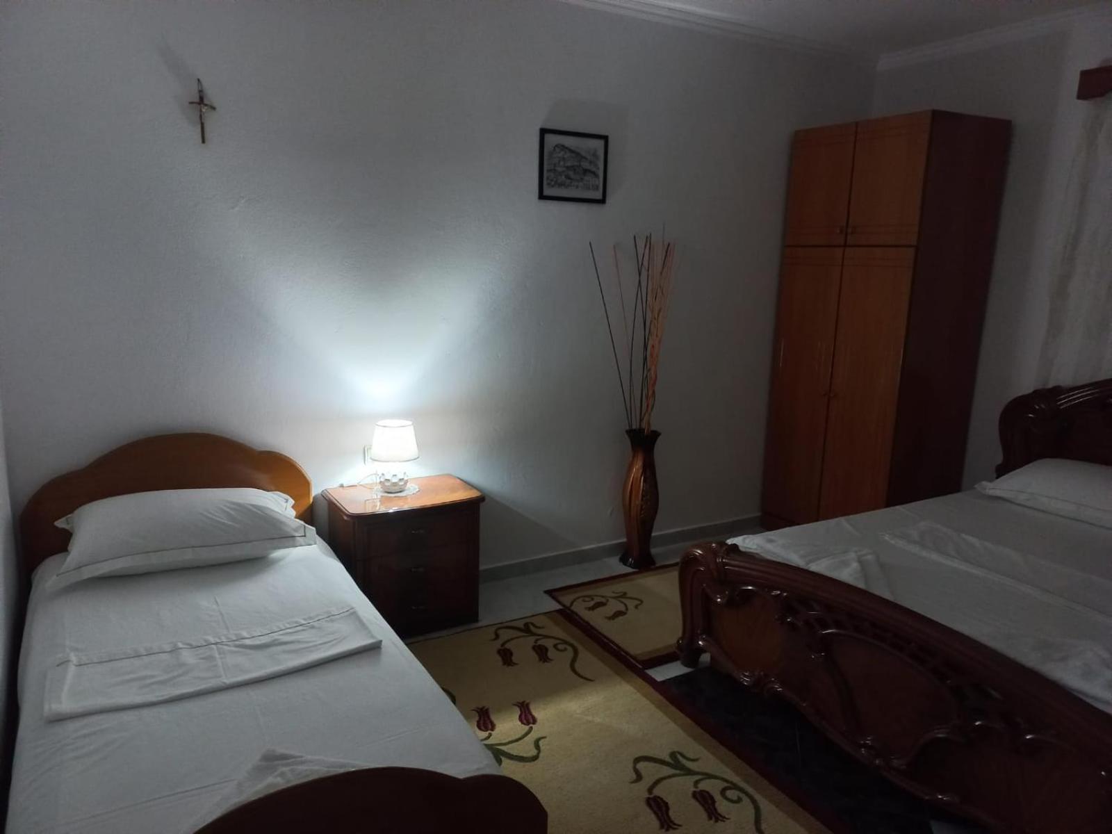 Guest House Bumbli Berat Zimmer foto