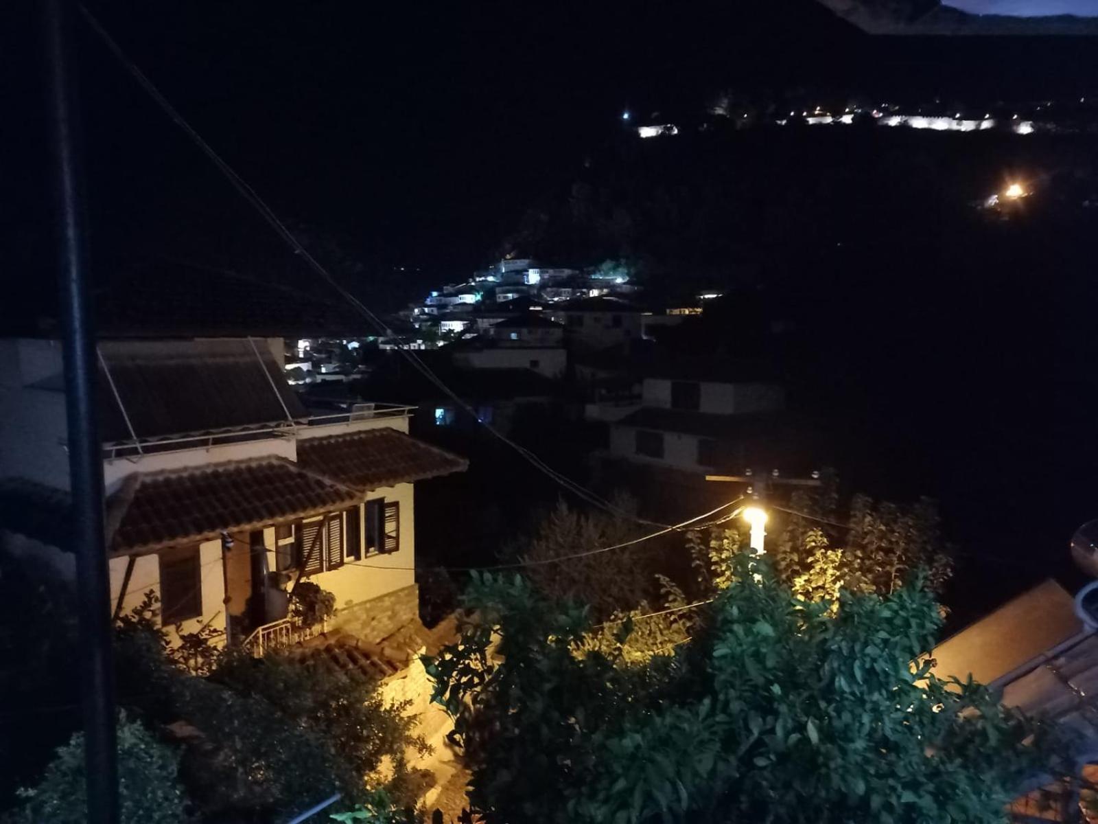 Guest House Bumbli Berat Zimmer foto